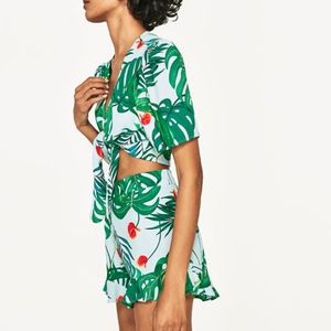 Zara A Tropical Look Short